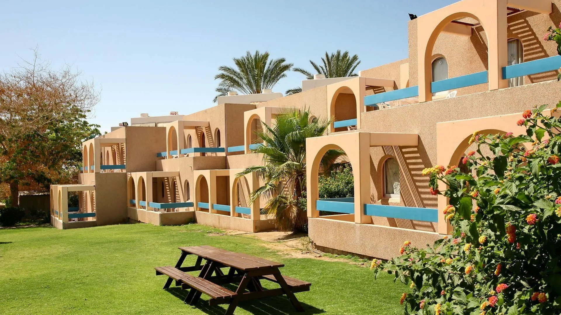 Club In Eilat - Coral Beach Villa Resort 3*,